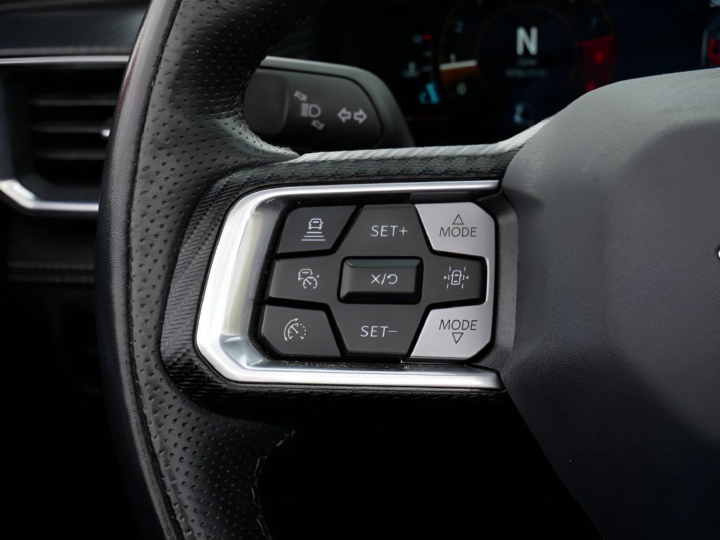 Used 2025 Ford Mustang GT Premium RWD image 18