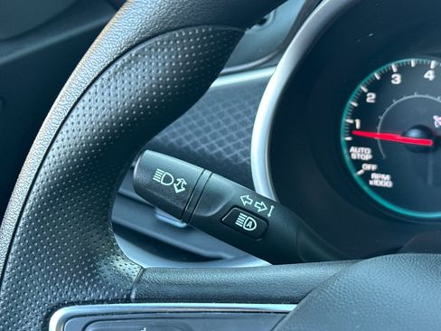 Used 2024 Chevrolet Malibu LT image 35