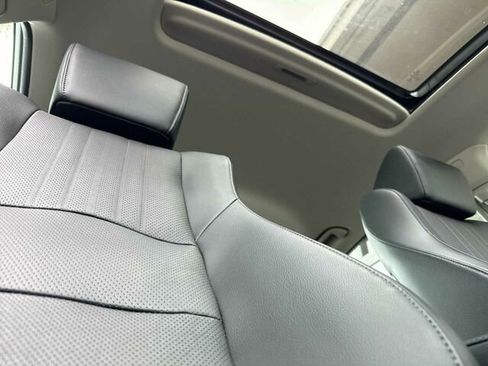 Used 2018 Honda Accord Touring image 20