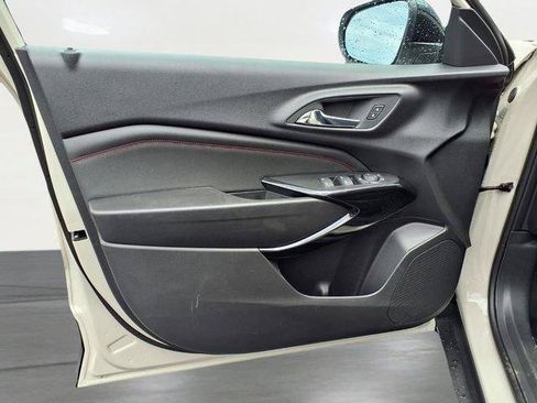 New 2026 Chevrolet Trax RS w/ Sunroof Package FWD image 12