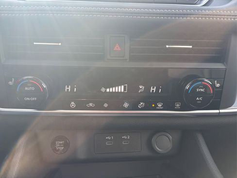 Certified 2024 Nissan Rogue SV w/ SV Premium Package image 30