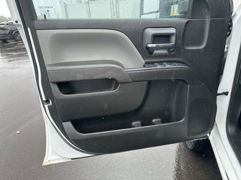 Used 2017 Chevrolet Silverado 2500 W/T w/ Snow Plow Prep Package AWD/4WD image 19