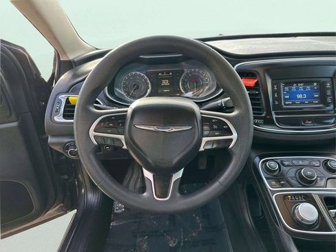 Used 2015 Chrysler 200 Limited image 22