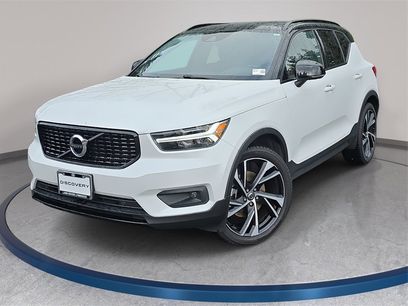 Used 2019 Volvo XC40 T5 R-Design