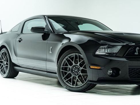 Used 2012 Ford Mustang Shelby GT500 w/ SVT Performance Pkg image 3