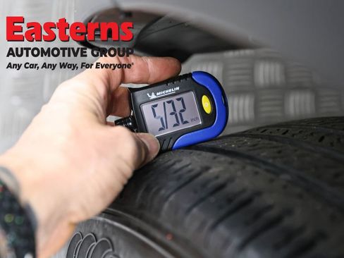 Used 2016 Ford Explorer FWD image 29