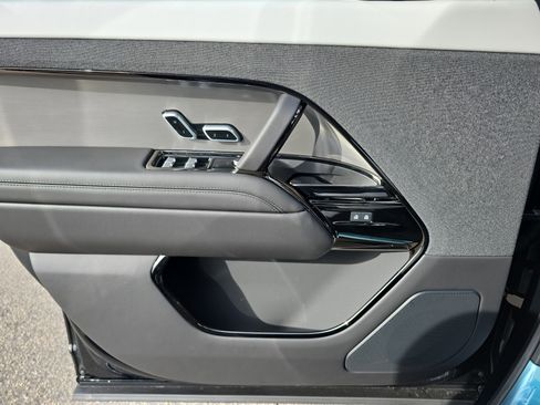 New 2026 Land Rover Range Rover Sport Dynamic SE image 27