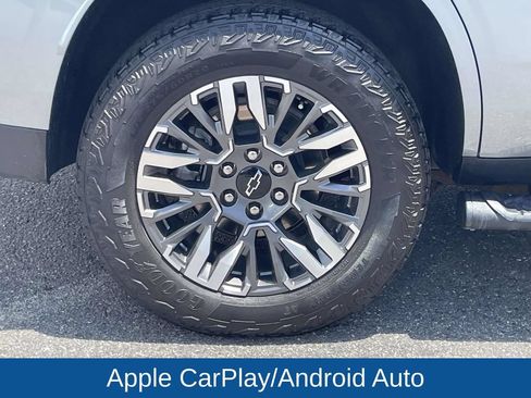 Used 2025 Chevrolet Tahoe Z71 AWD/4WD image 13