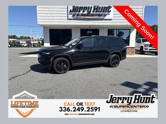 Used 2023 Jeep Grand Cherokee L Laredo AWD/4WD video 1
