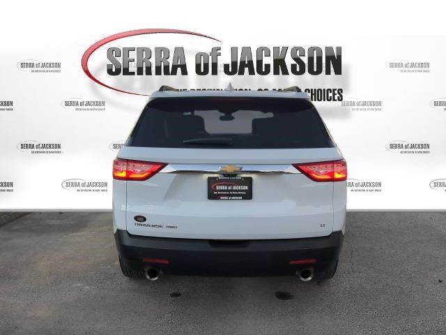 Used 2020 Chevrolet Traverse LT w/ LT Premium Package AWD/4WD image 7