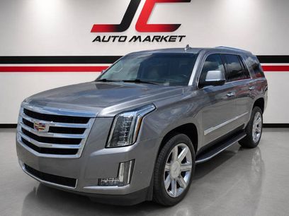 Used 2019 Cadillac Escalade Luxury