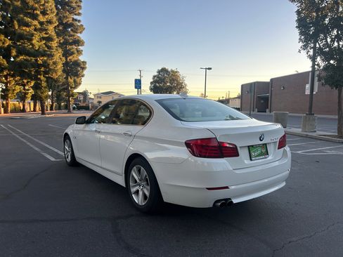 Used 2011 BMW 528i Sedan image 18