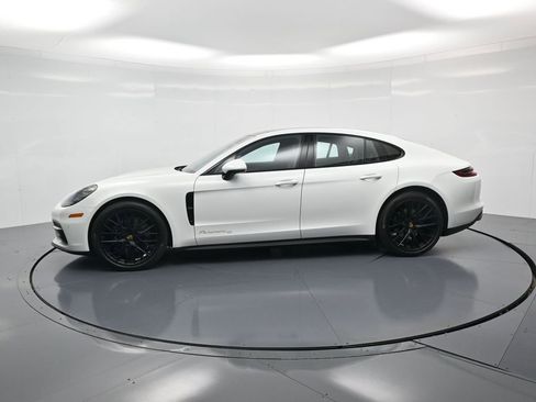 Used 2020 Porsche Panamera Edition image 2