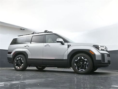 Used 2025 Hyundai Santa Fe SEL image 34