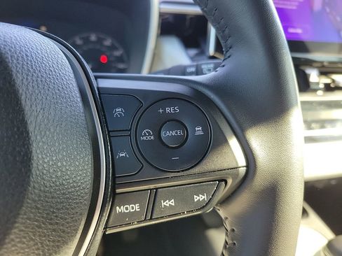 Used 2024 Toyota Corolla SE image 17