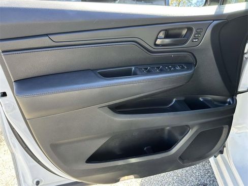 Certified 2023 Honda Odyssey Sport image 14