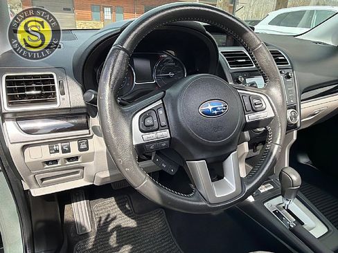 Used 2017 Subaru Forester 2.5i Limited w/ Popular Package #2 image 21