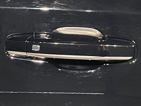 Used 2023 Chevrolet Silverado 1500 RST w/ Z71 Off-Road Package image 12