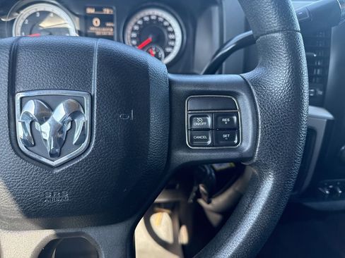 Used 2014 RAM 2500 SLT RWD image 14
