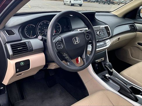Used 2015 Honda Accord LX image 14