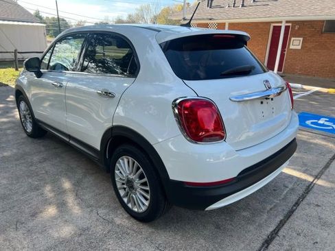 Used 2017 FIAT 500X Lounge image 4