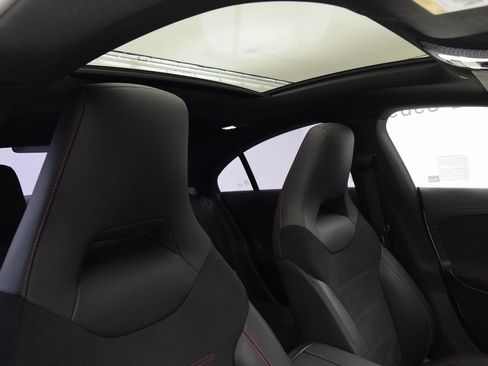 Used 2023 Mercedes-Benz CLA 250 image 18