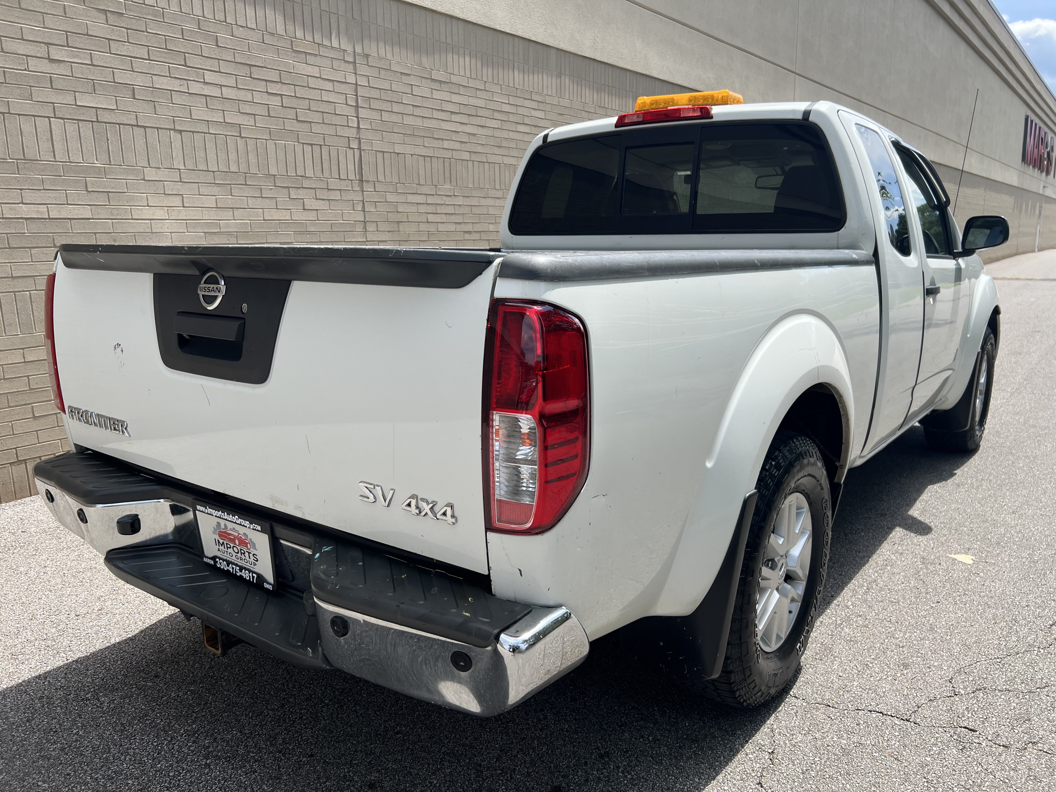 Used 2014 Nissan Frontier SV w/ SV Value Truck Package AWD/4WD image 7