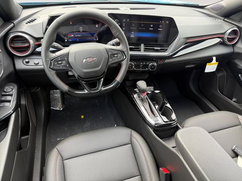 New 2026 Chevrolet Trax RS w/ Driver Confidence Package image 15