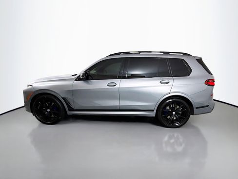 Used 2023 BMW X7 M60i w/ Executive Package image 4