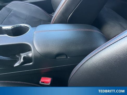 Used 2017 Ford Mustang GT Premium w/ Equipment Group 401A image 33