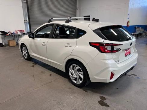 Used 2025 Subaru Impreza 2.0i image 5