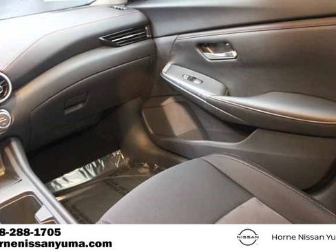Used 2024 Nissan Sentra SR image 11