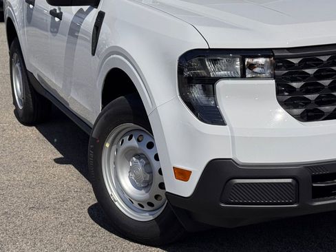 New 2026 Ford Maverick XL image 4