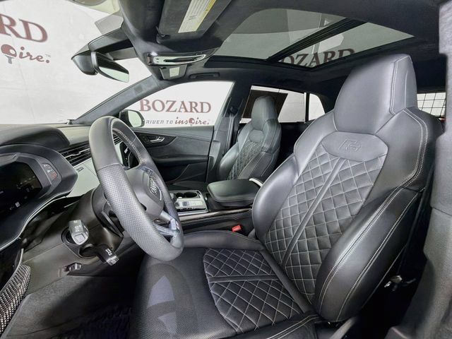 Used 2023 Audi SQ8 Prestige AWD/4WD image 25