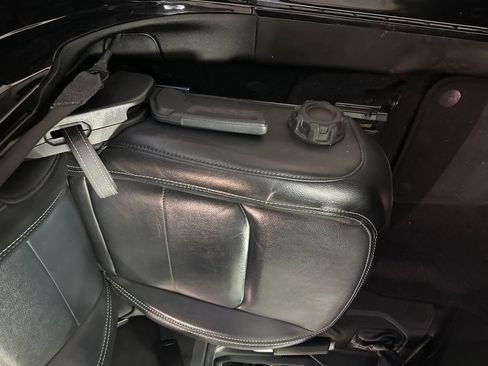 Used 2022 Jeep Wrangler Unlimited Sahara 4xe image 22