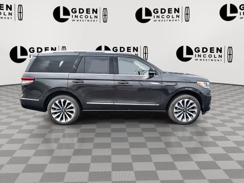 Used 2024 Lincoln Navigator Reserve AWD/4WD image 9