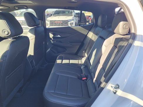 New 2026 Buick Envista Avenir image 40