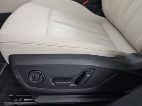 Certified 2025 Audi A5 2.0T Premium Plus w/ Premium Plus AWD/4WD image 17