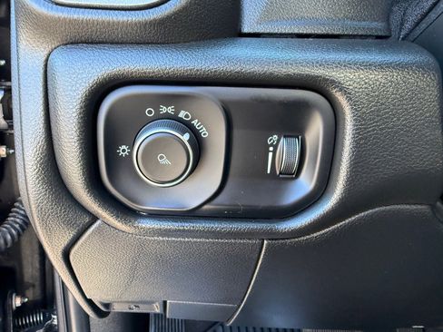 Used 2021 RAM 3500 Tradesman image 24