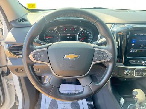 Used 2021 Chevrolet Traverse LT AWD/4WD image 13