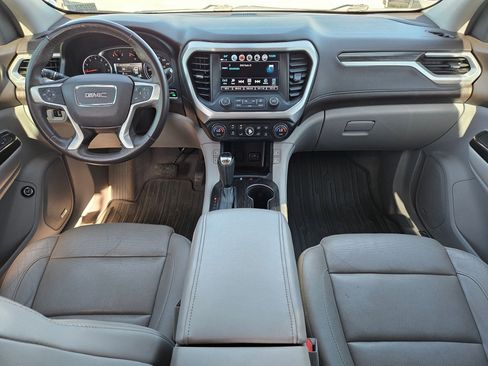 Used 2017 GMC Acadia SLT image 16