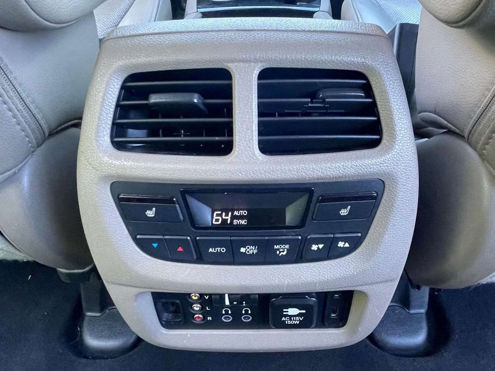 Used 2016 Honda Pilot Elite image 31