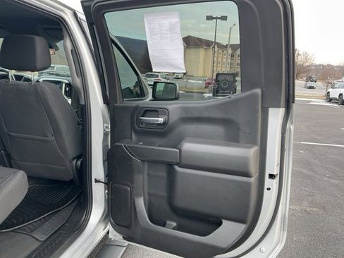 Used 2022 Chevrolet Silverado 1500 LT image 25