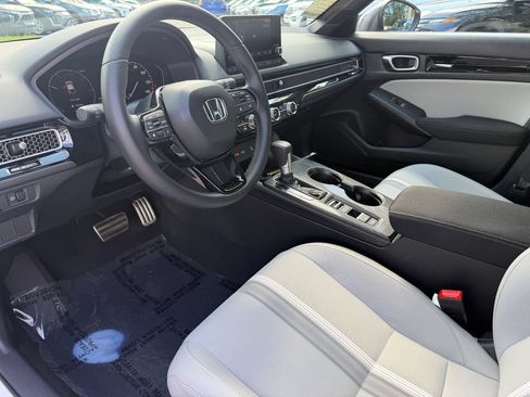 Certified 2025 Honda Civic Sport image 20