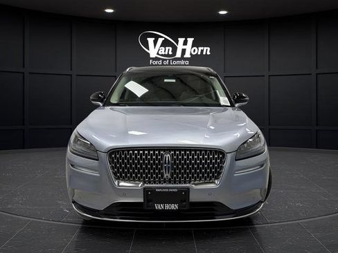 Used 2022 Lincoln Corsair Reserve w/ Equipment Group 201A image 12