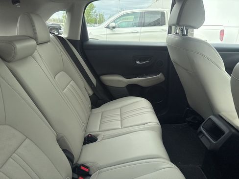 Used 2025 Honda HR-V EX-L image 9
