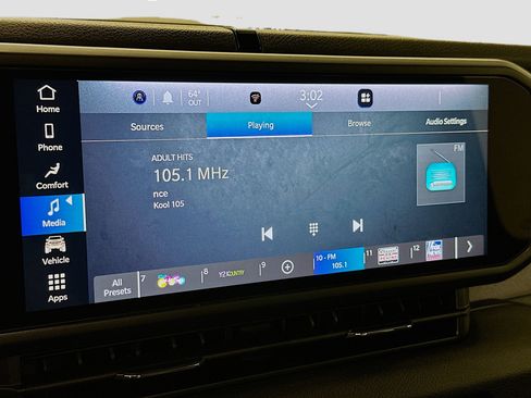 Used 2024 Jeep Wrangler Willys image 21