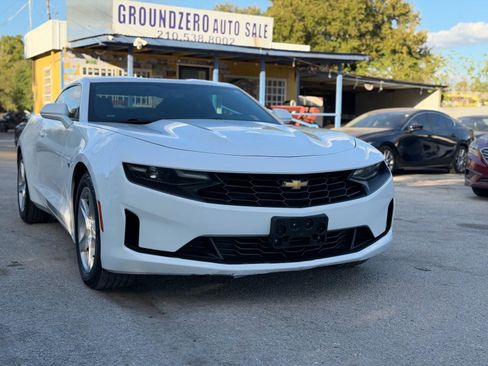 Used 2019 Chevrolet Camaro LT image 1