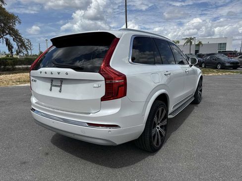Used 2022 Volvo XC90 T8 Inscription image 6