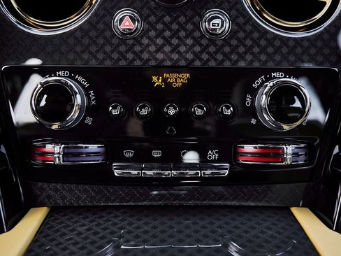 Used 2026 Rolls-Royce Cullinan Black Badge AWD/4WD image 80